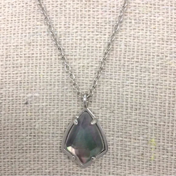 EUC [Kendra Scott] Cory Faceted Gray Translucent Stone Silver Pendant Necklace - Picture 3 of 12